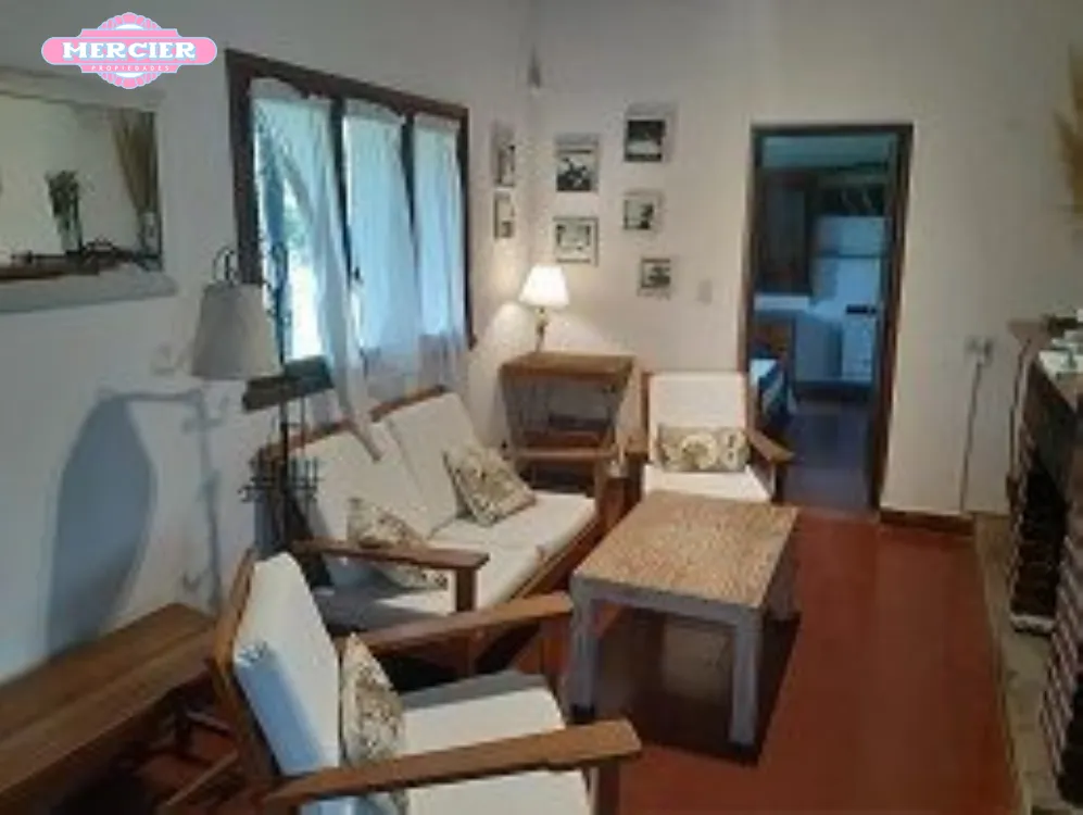 Chalet en Alquiler Temporario Parquemar de Miramar. Estado Muy Bueno. 4 Habitaciones. 3 Baños. Temporada Verano 2025