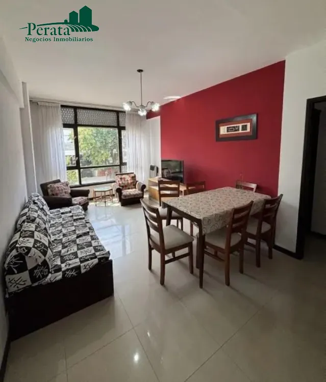 Departamento en Venta Zona I de Miramar. Estado Muy Bueno. 3 Habitaciones. 2 Baños.