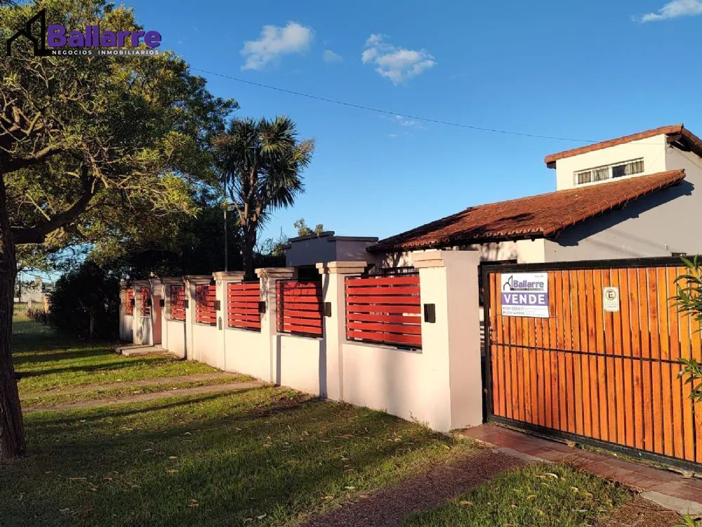 Chalet en Venta Parquemar de Miramar. Estado Bueno. 3 Habitaciones. 2 Baños. Apto Crédito