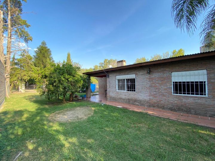 VENTA CASA 1 DORMITORIO  ROLDAN