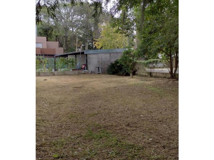 GRANADERO BAIGORRIA, LOTE SOBRE BARRANCA, CASTELLANOS Y YAPEYU