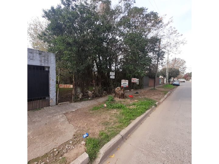 LOTE  DE GRAN TAMAÑO | HURLINGHAM | OPORTUNIDAD PARA CONSTRUIR