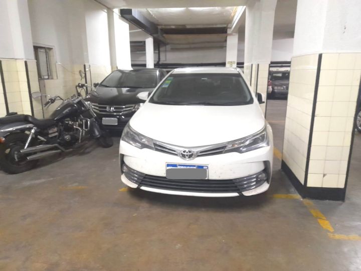 Cochera cubierta en Venta en Recoleta - Oportunidad!