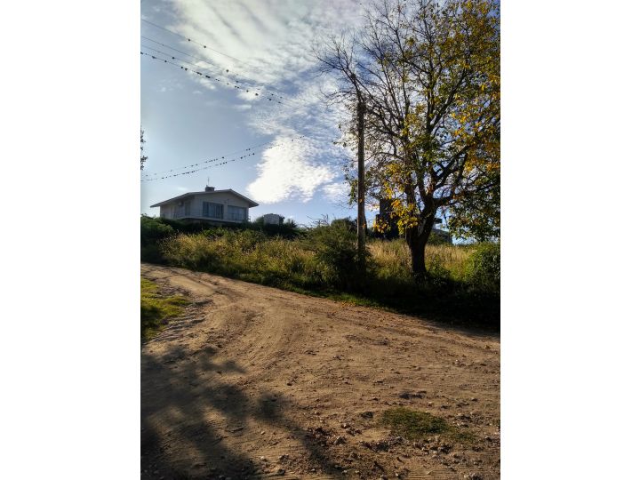 VENDO LOTE , A 10 MINUTOS DE CARLOS PAZ, BARRIO CERRADO &quot; VILLA LAGO AZUL&quot;