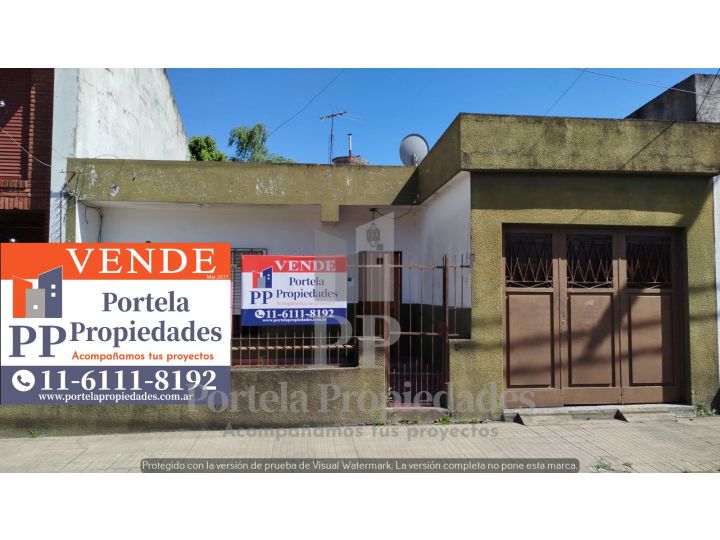 CASA 4 AMBIENTES CON PATIO