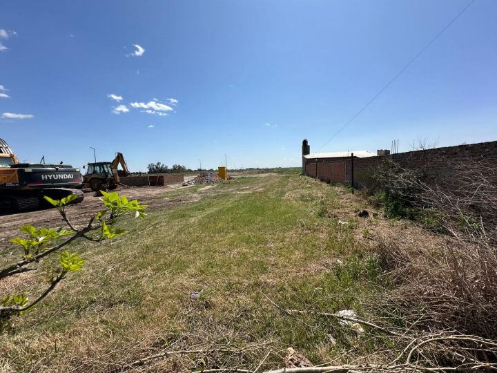 Venta Lote en Ricardone - Barrio Manarín - Posesión inmediata - Frente a  nuevo barrio residencial Vistalba
