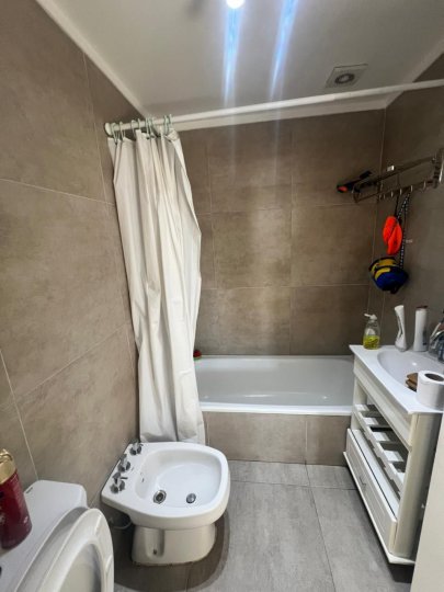 Alquiler 3 ambientes con balcon