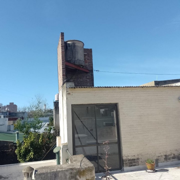 Pje Boston 3950 - Casa Interna única