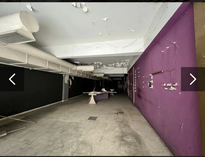 Local en RECOLETA, Parana 1163 entre Santa Fe y Arenales, 457 m2, USD6000