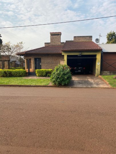 SE VENDE CASA EN APOSTOLES MISIONES