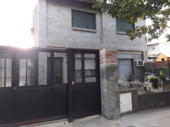 Venta Propiedad Sarratea Al 1200 Bis  Apta Credito