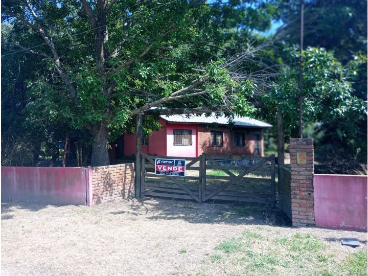 CASA Y TERRENOS EN PUERTO GABOTO