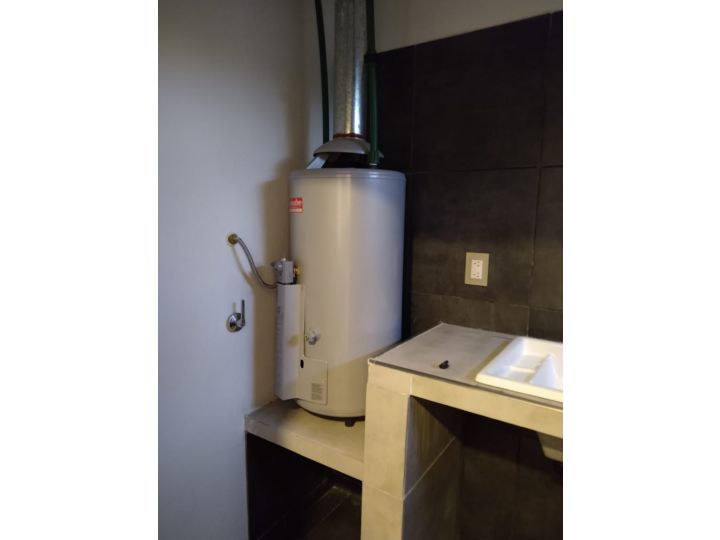 Casa 3 Dorm En Venta - Country 4 Hojas